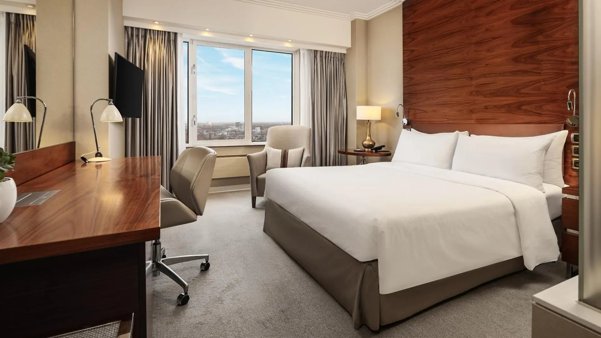 Hotel Okura Amsterdam - The Leading Hotels Of The World